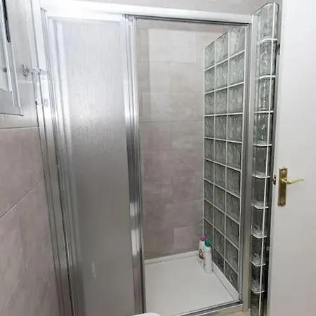 Piso Junto A La Estacion Ave